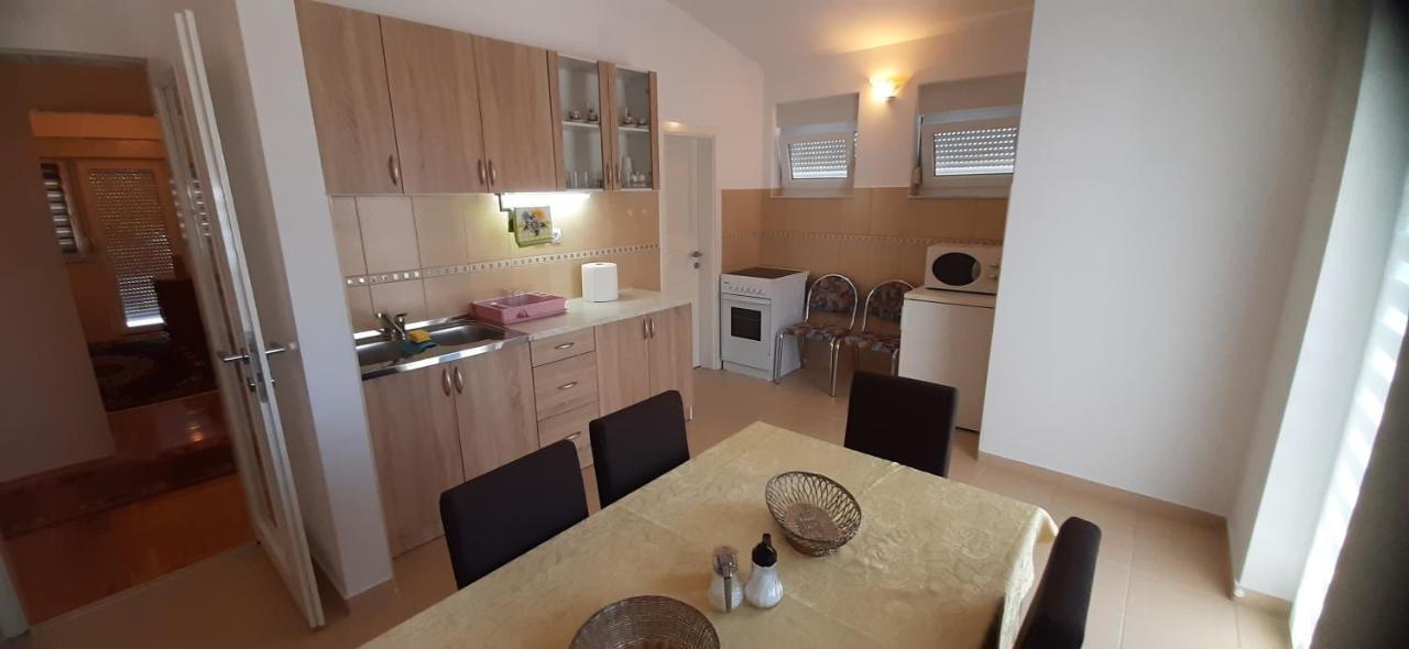 Apartmani Paradise Sutomore Eksteriør bilde