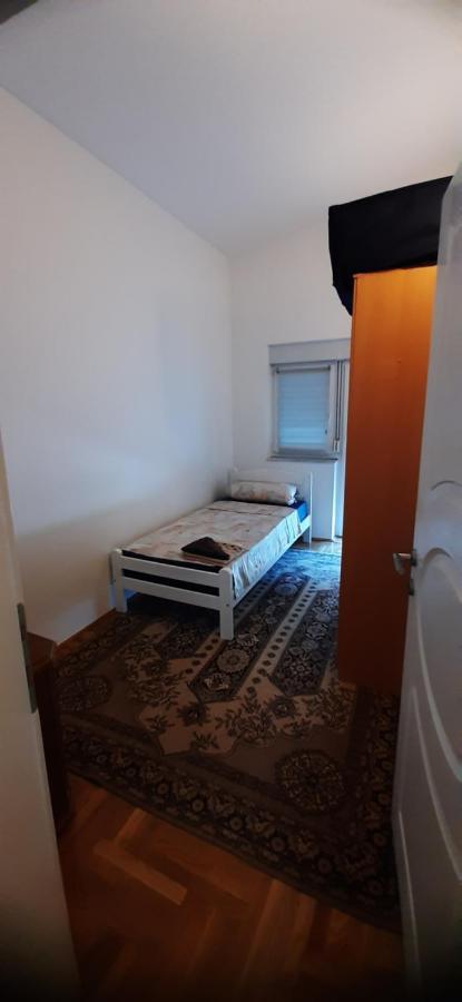 Apartmani Paradise Sutomore Eksteriør bilde